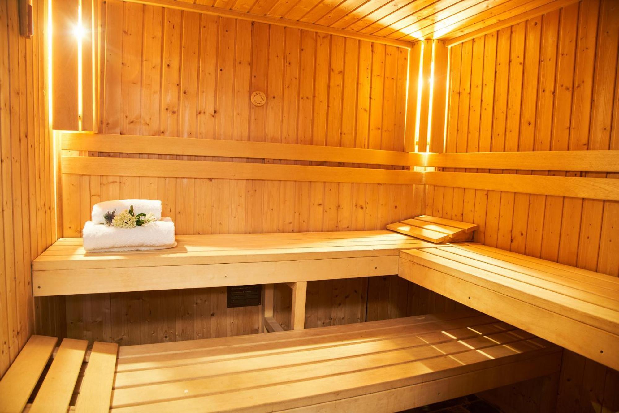 Swifts Return - Apartment With Hot Tub, Sauna And Indoor Pool Exeter Exterior foto
