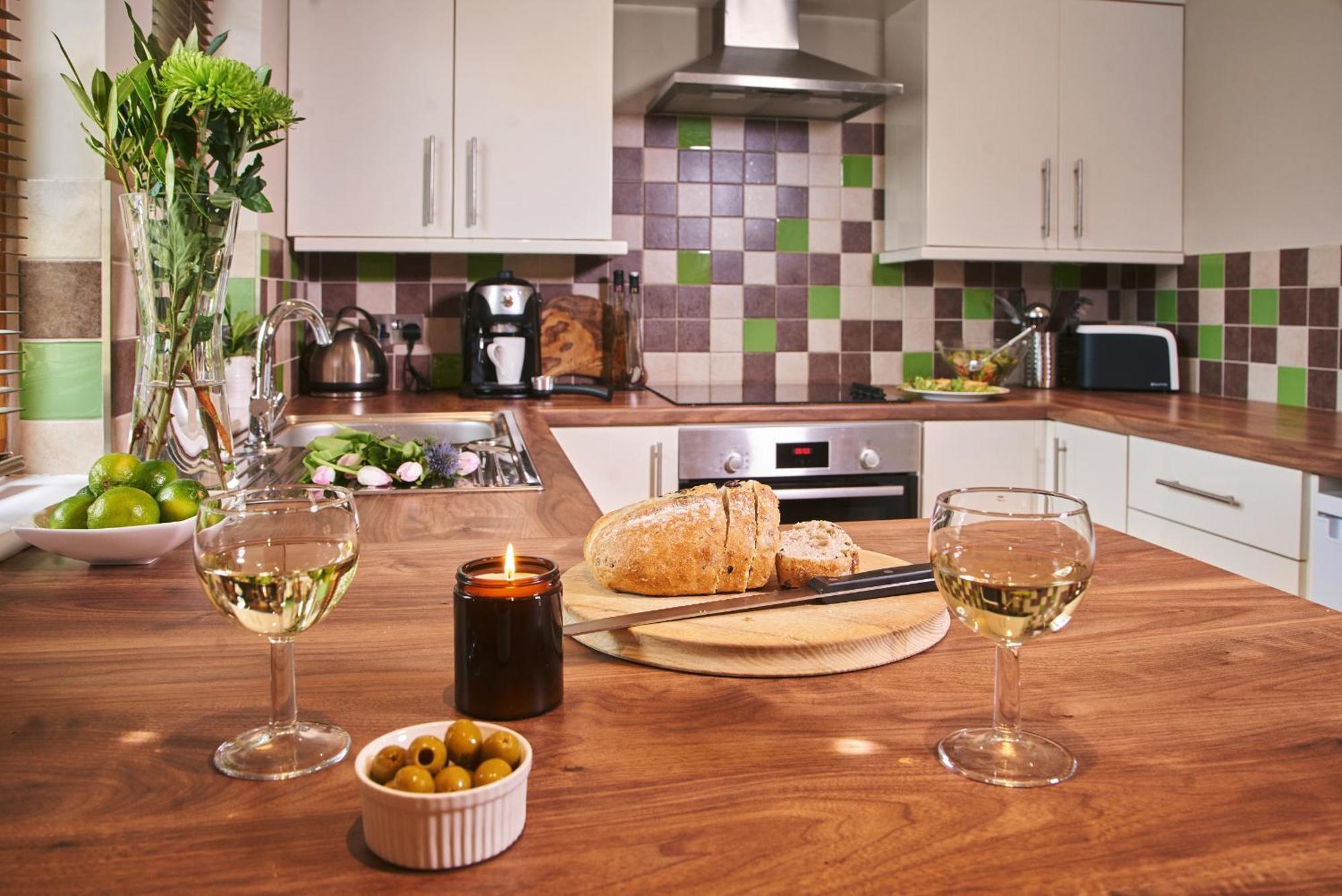 Swifts Return - Apartment With Hot Tub, Sauna And Indoor Pool Exeter Exterior foto